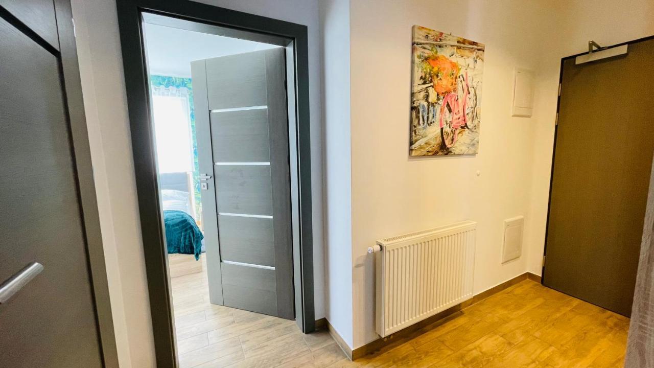 Apartamenty Na Wiejskiej אוסטרוני מורסקי מראה חיצוני תמונה